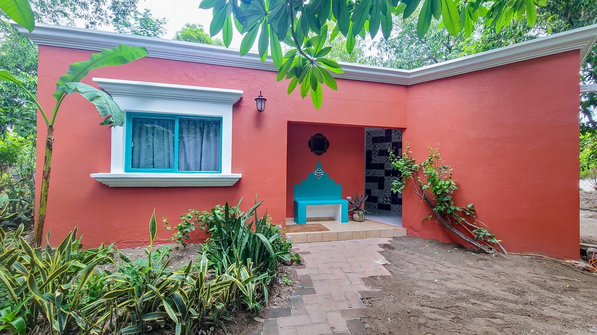 Loma de Guadalupe Apartment | Charming suite in Hacienda La Quinta