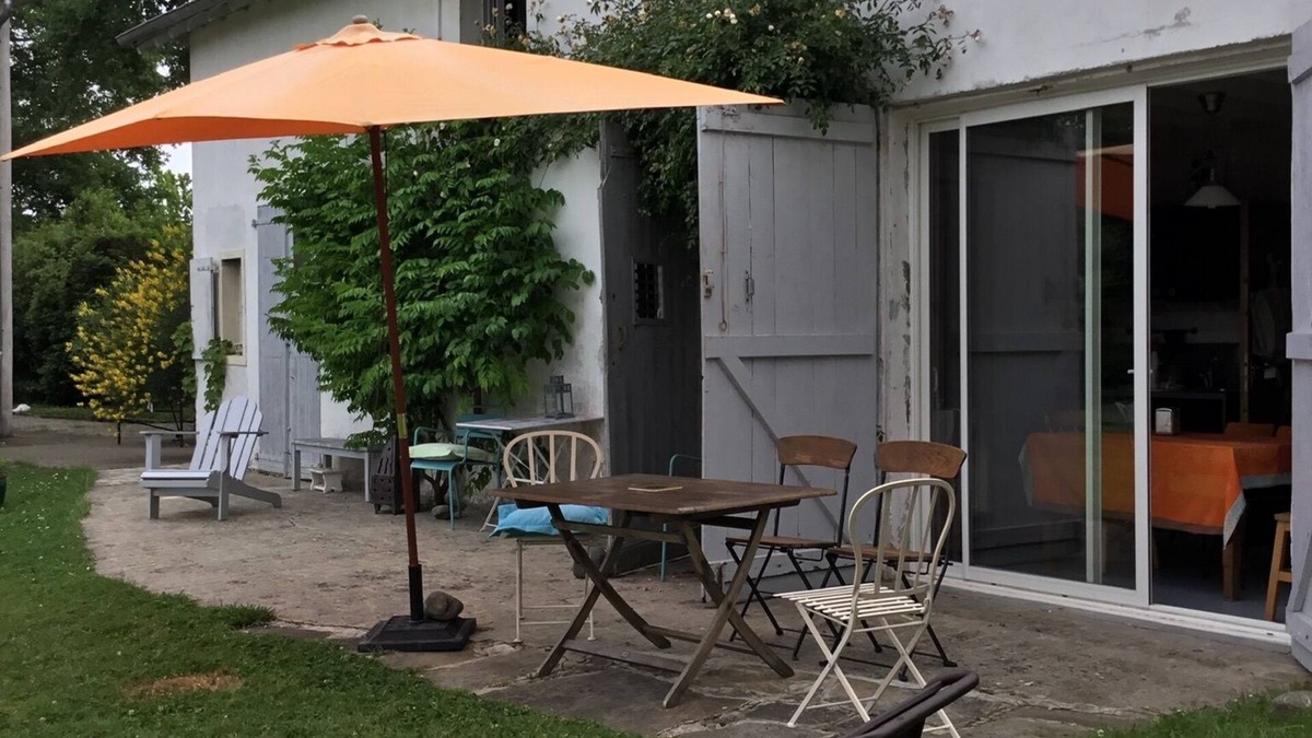 Salies-de-Bearn Cottage | Charming summer cottage, special et quiet green setting, 500m from thermal baths