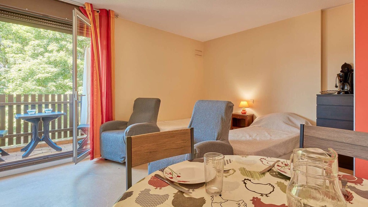 Barbotan-les-Thermes Apartment | Charming T1 bis with balcony near Lake Uby, Free Wifi