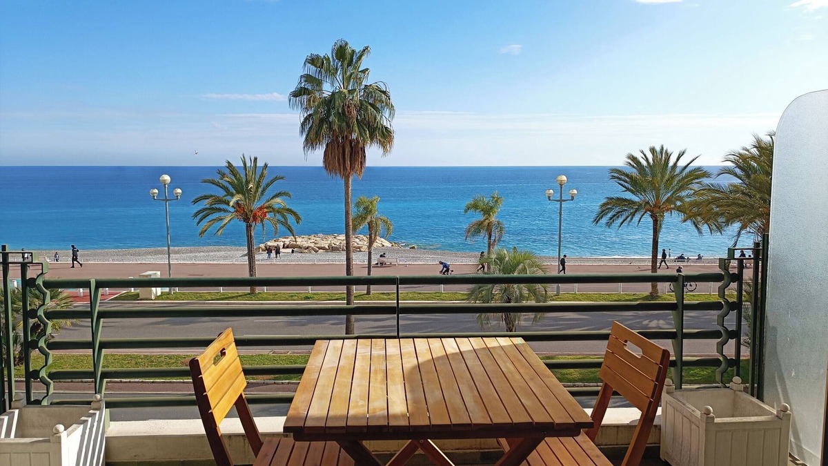 La Madeleine Apartment | Charming T1 with terrace and sea view