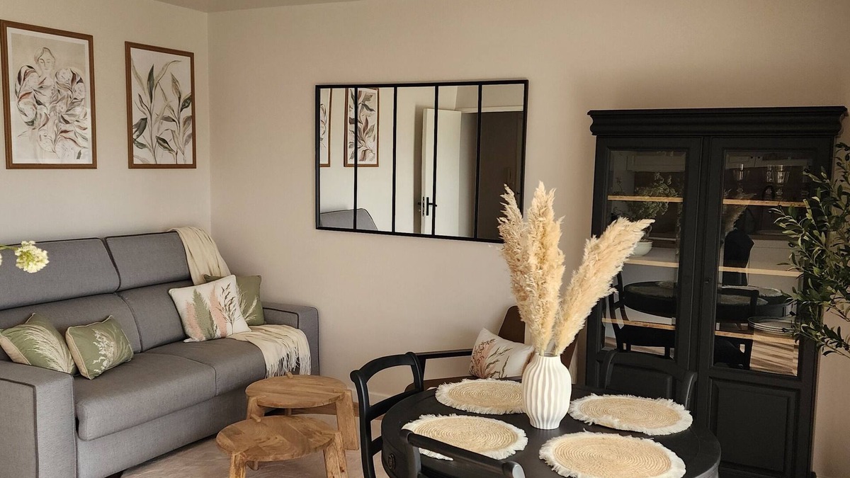 Ploumagoar Apartment | Charming T2 Apartment Completely Renovated with Terrace in Saint-Agathon