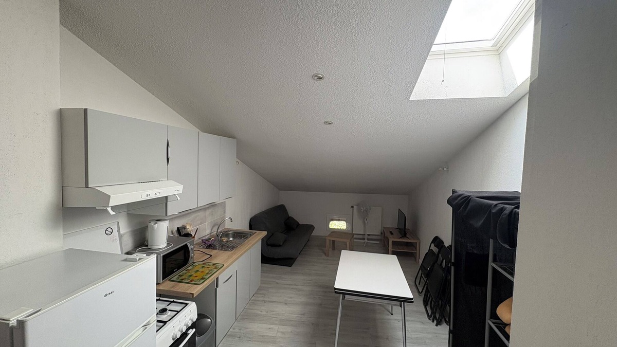 Tallard Apartment | Charming t2 attic in the center of tallard