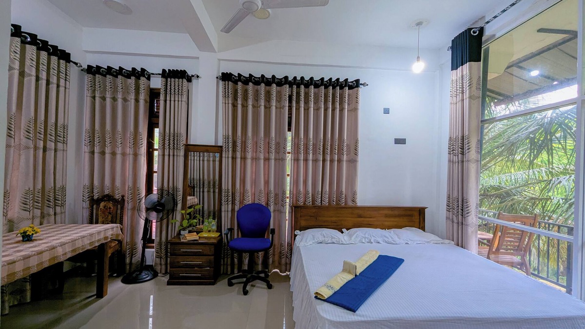 Demodera House | Charming Tea Garden Stay – 2 Bed Rooms Near Demodara Railway Loop