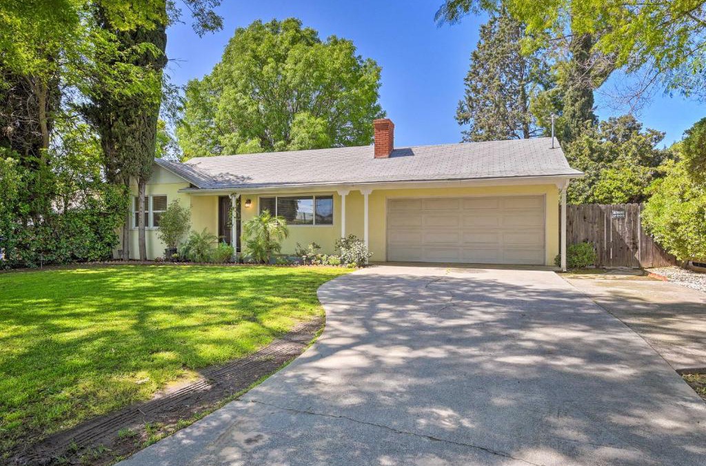 Temple City House | Charming Temple City Home with Fire Pit, 14 Mi to LA