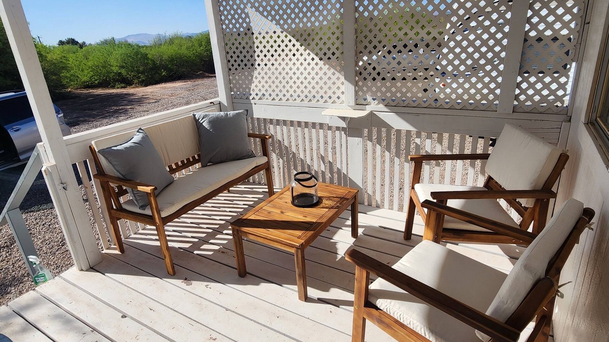 Duncan Cabin | Charming tiny home with AC in Duncan - perfect for a cozy getaway