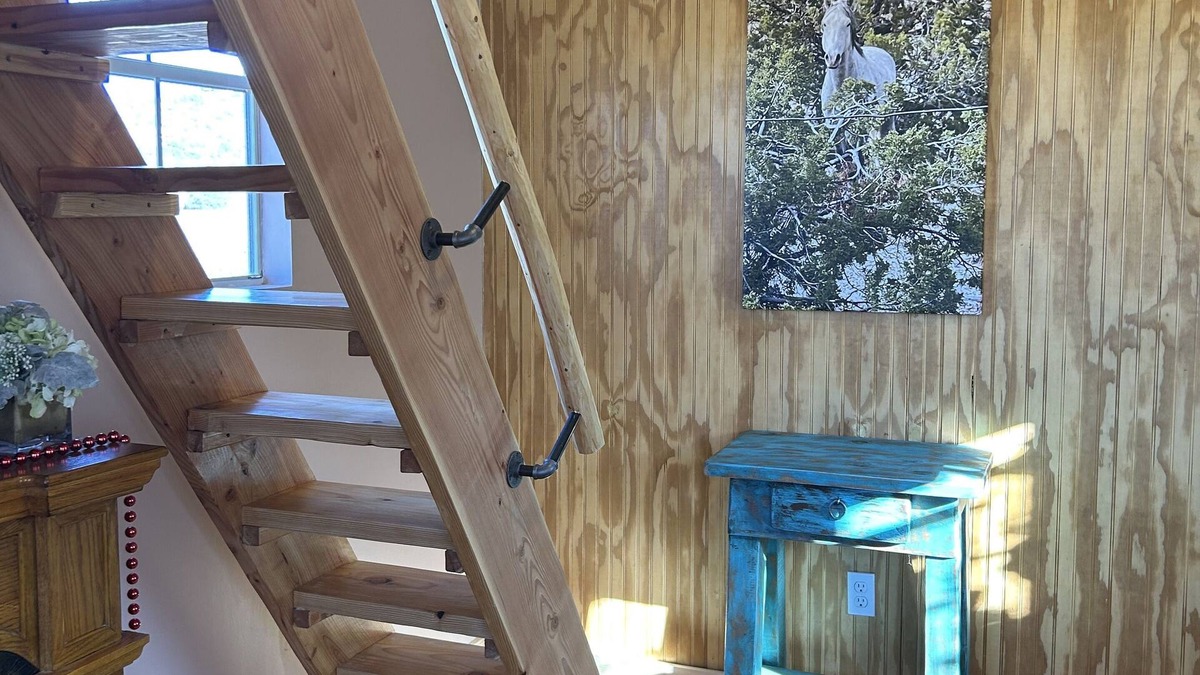 Placitas Cottage | Charming Tiny House/Placitas Casita with great location, views, and Privacy