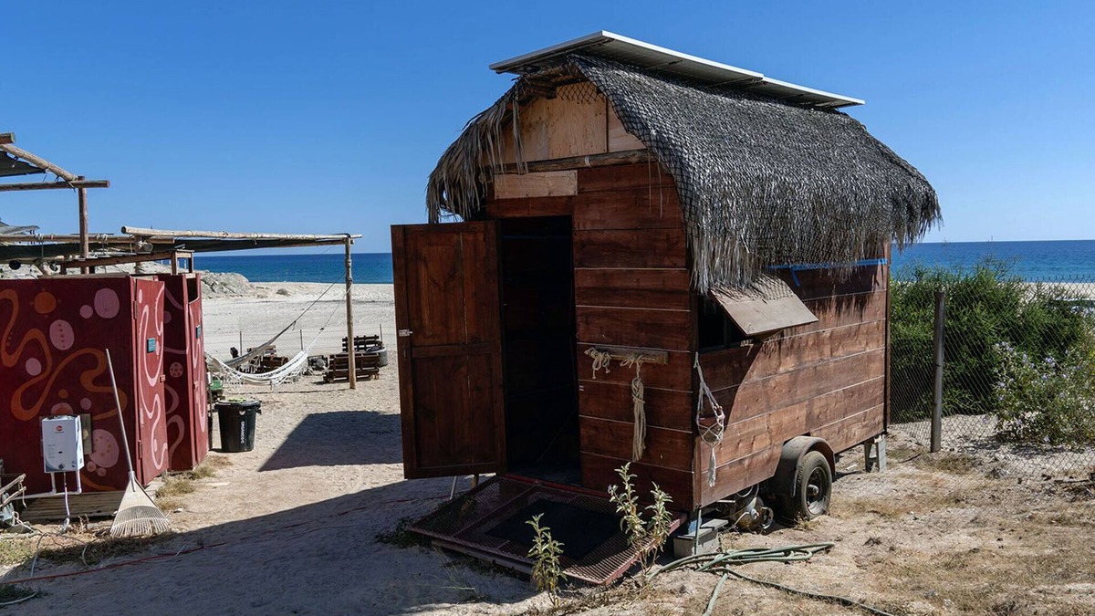 La Fortuna House | Charming tiny home with WiFi on the La Fortuna Surf Break in San José del Cabo