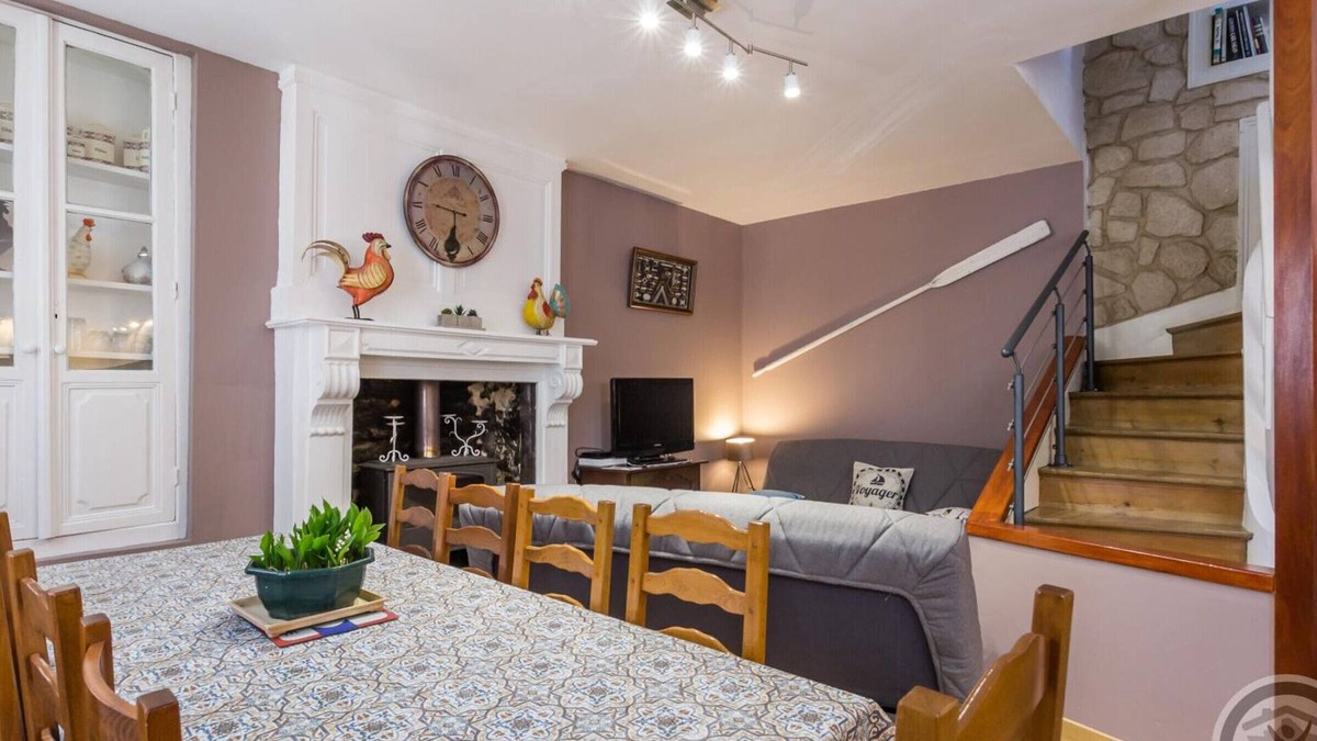Saint-Pierre-Eglise Cottage | *Charming Townhouse in St-Pierre-Église with Terrace, Close to Cherbourg*