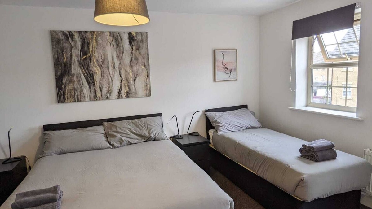 Thurnscoe House | Charming town house in Mexborough
