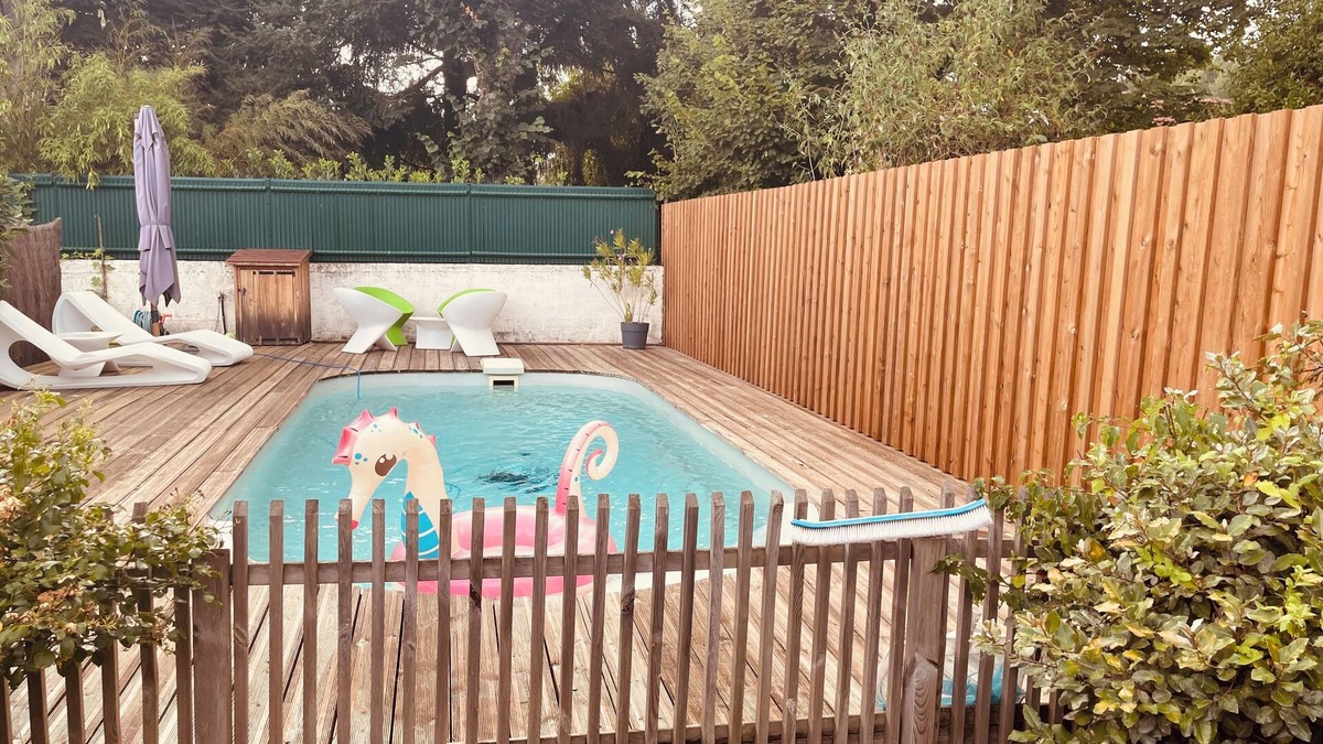 Perigueux House | Charming town house with pool and garden