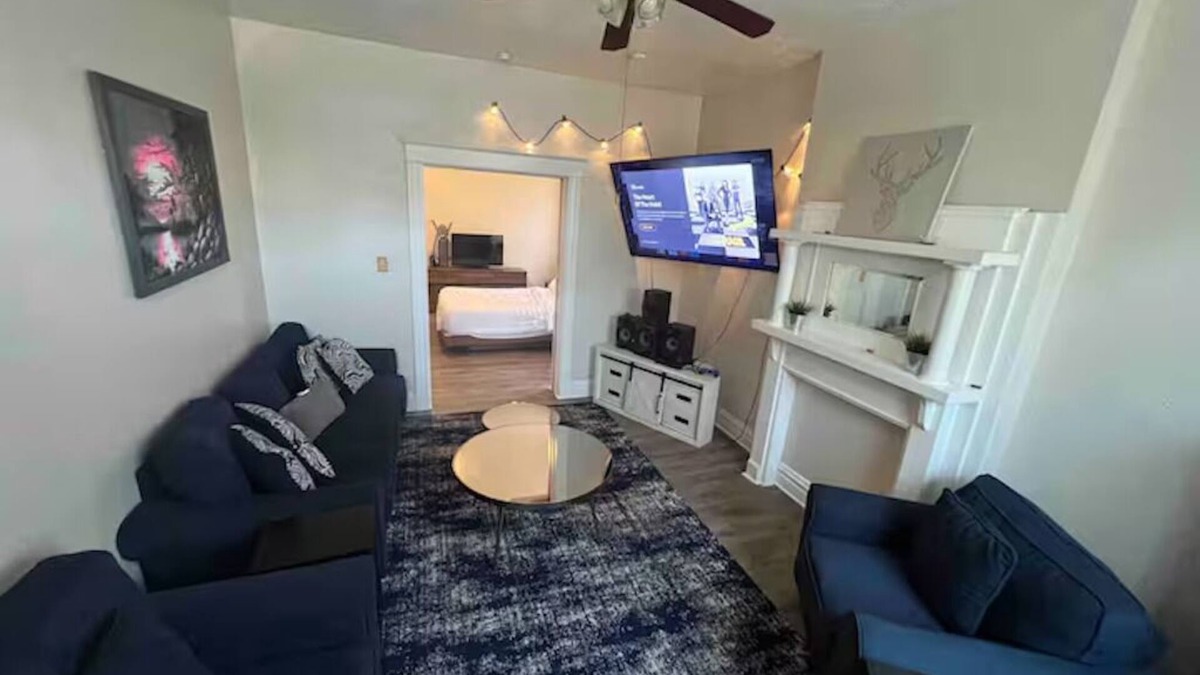 St. Louis House | Charming townhome with WiFi and AC in lovely St. Louis