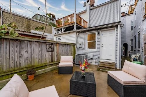 Canton Apartment | Charming Townhouse Sleeps 7 With Private terrace Garden