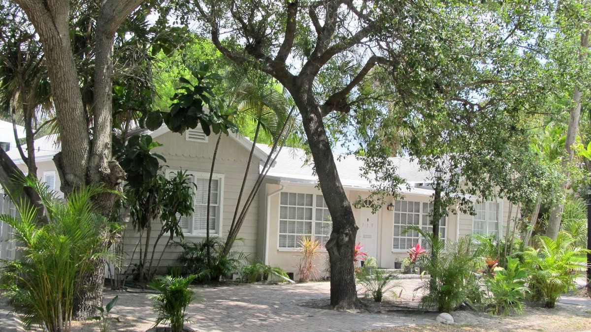 Downtown Fort Lauderdale House | Charming Tropical Home - Heart of Ft. Lauderdale, Awesome Location