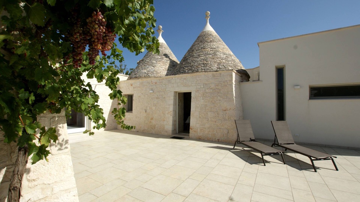 Cisternino House | Charming trullo in Cisternino in Valle d’Itria, AC, free WIFI & parking