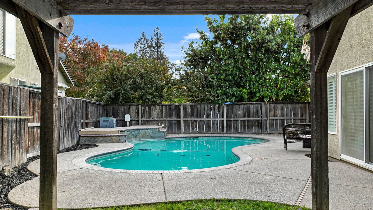 Turlock House | Charming Turlock Home w/Private Pool!