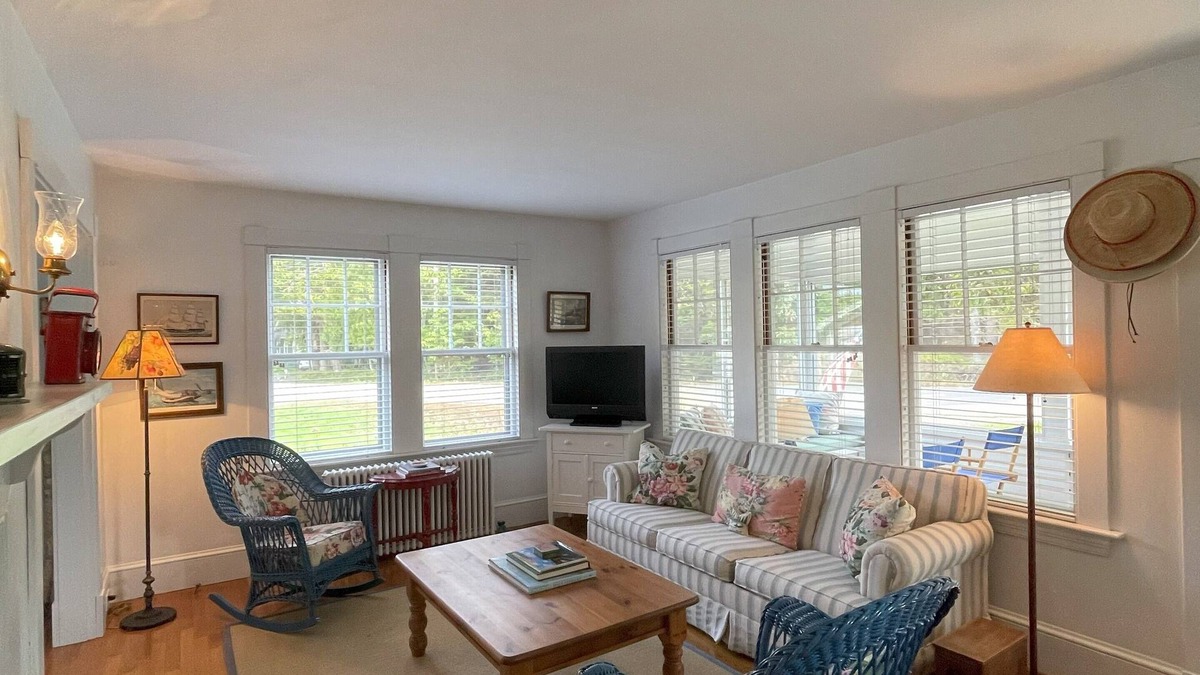 Northeast Harbor Cottage | Charming Two-Bedroom Cottage in Northeast Harbor