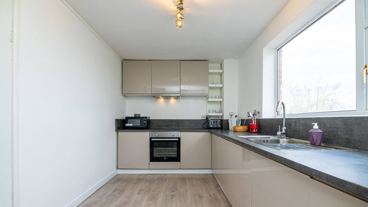 Alperton Apartment | Charming Two Bedroom Apartment Near Wembley London