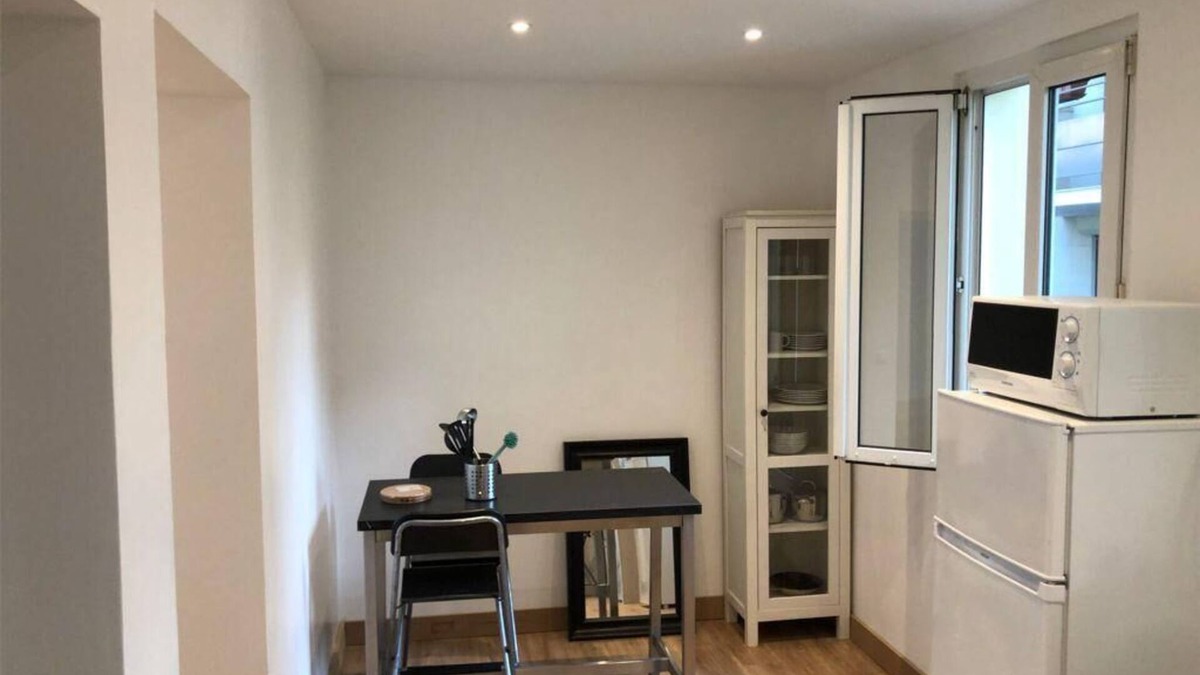 Gambetta Apartment | Charming two-room apartment 2 minutes from La Défense