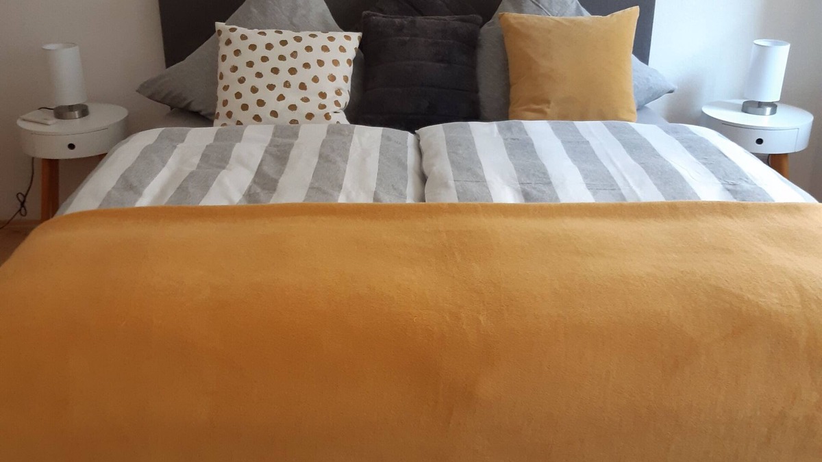 Dresden Condo | Charming vacation apartment in a historic building 10 minutes from the city center