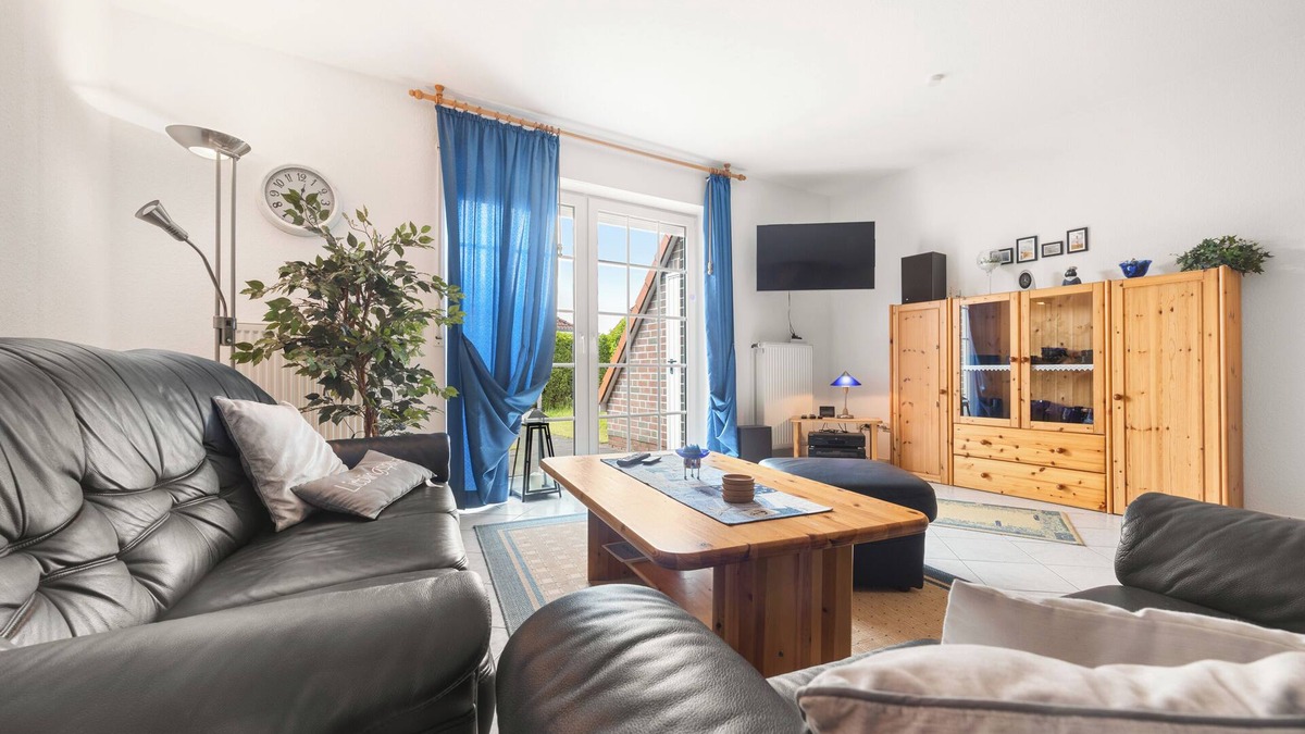 Wangerland House | Charming vacation home "Lütte Uttied": Your cozy retreat on the North Sea