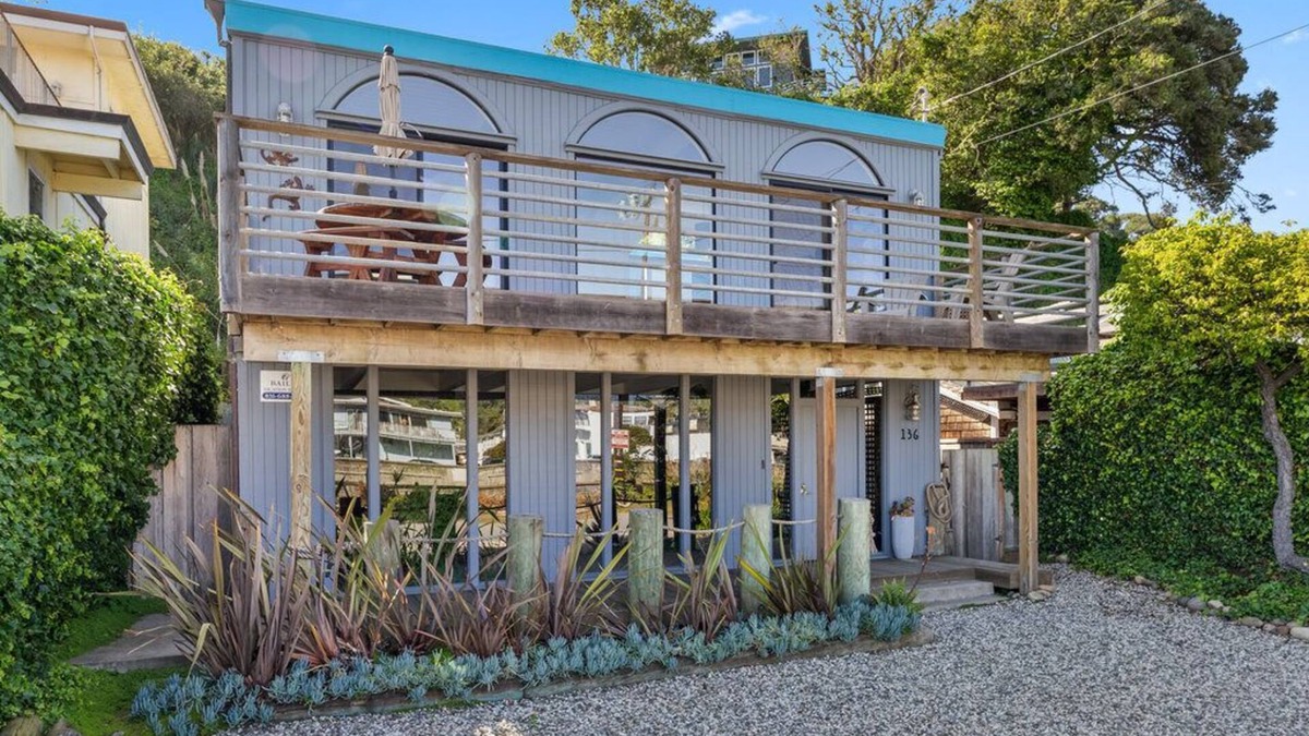 Aptos House | Charming Vacation Retreat