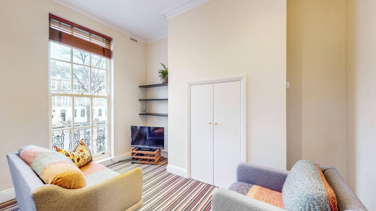 Finsbury Apartment | Charming Victorian 1-Bed Flat-3 mins to bus stop