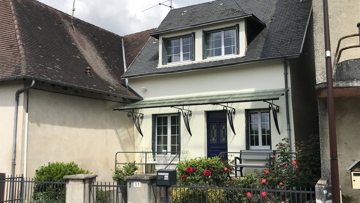 Jumilhac-le-Grand House | Charming village house at the foot of a fairytale castle