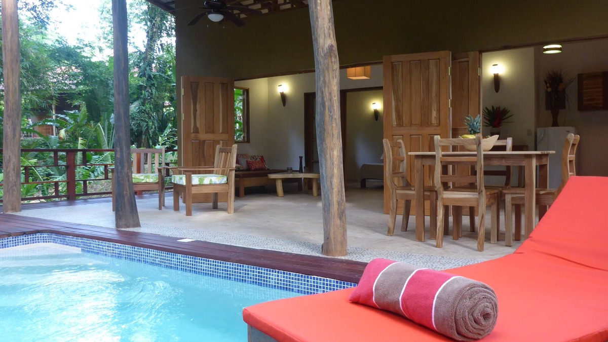 Chiguata Ski Chalet | Charming Villa 900 meters from the beach