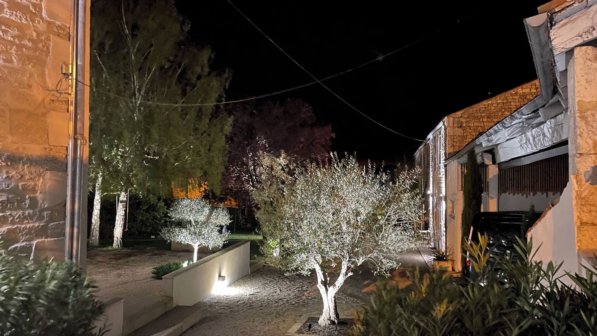 Ardillieres Condo | Charming villa - Heated pool and electric vehicle charging station