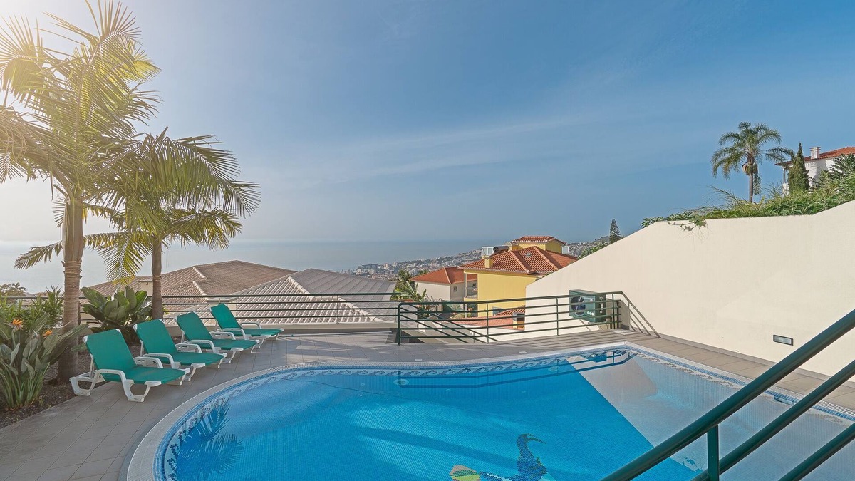Imaculado Coracao de Maria Villa | Charming Villa in Funchal