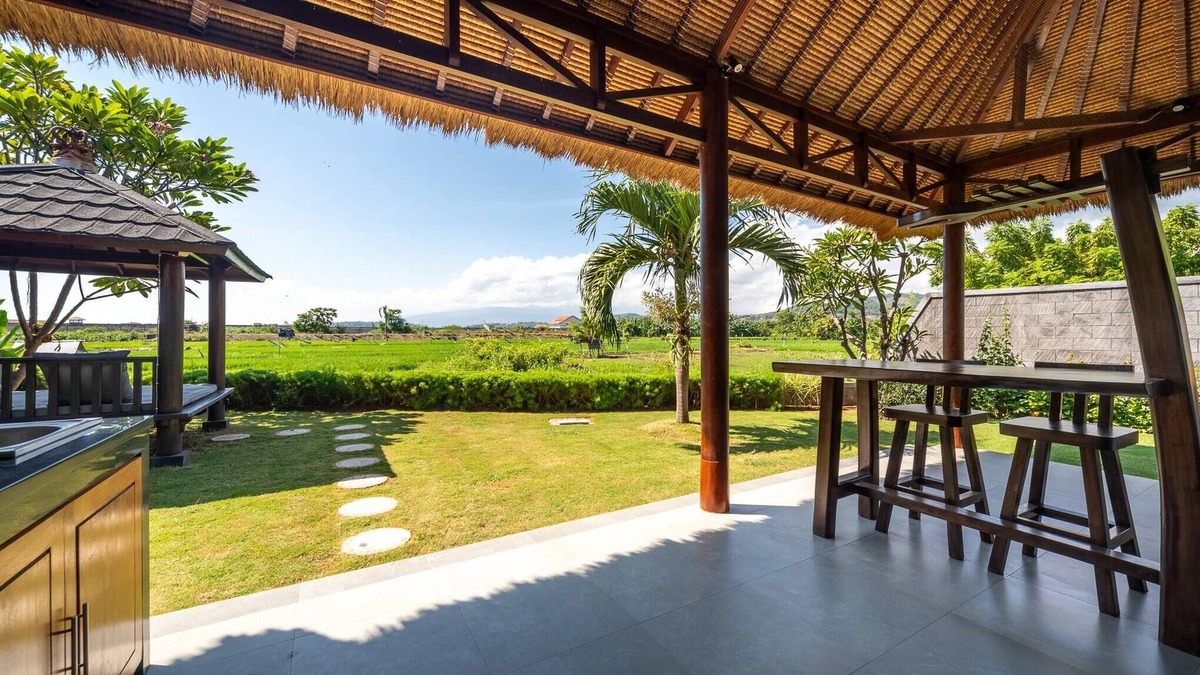 Kalisada Villa | Charming villa in gorgeous Buleleng ricefield and mountain view