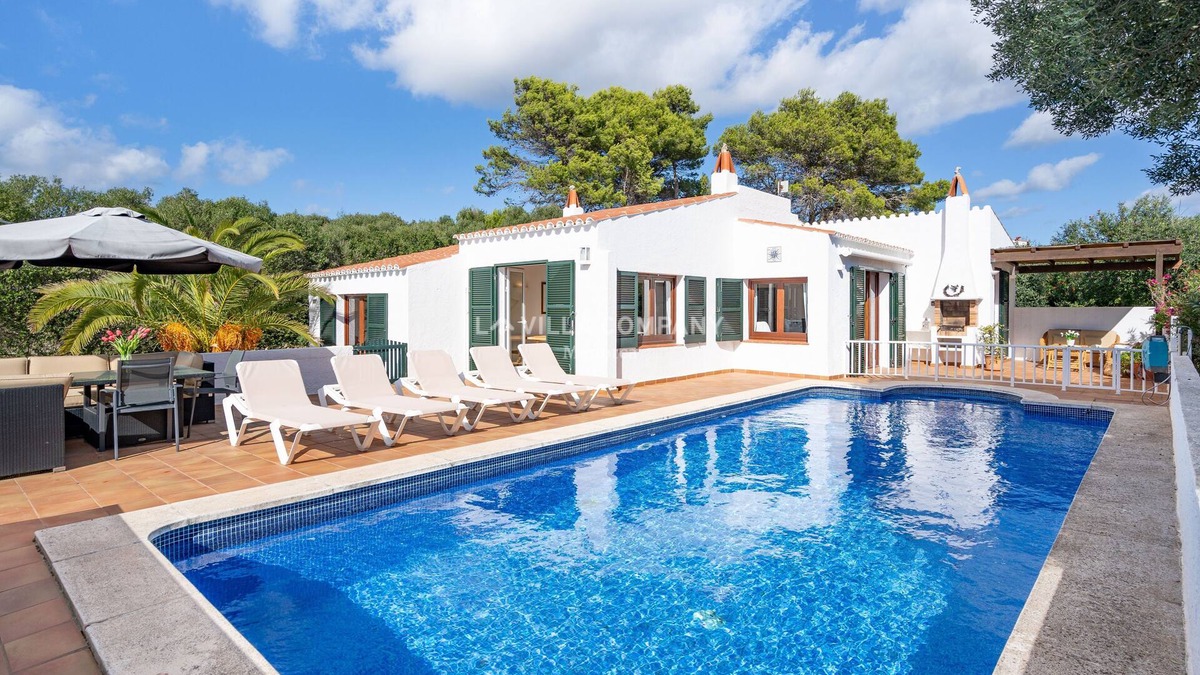 Binibeca Villa | Charming Villa with Pool near Beach & Binibeca Vell