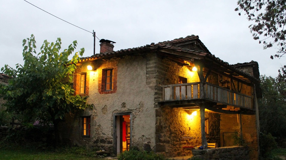 Domaize House | Charming village house surrounded by beautiful nature