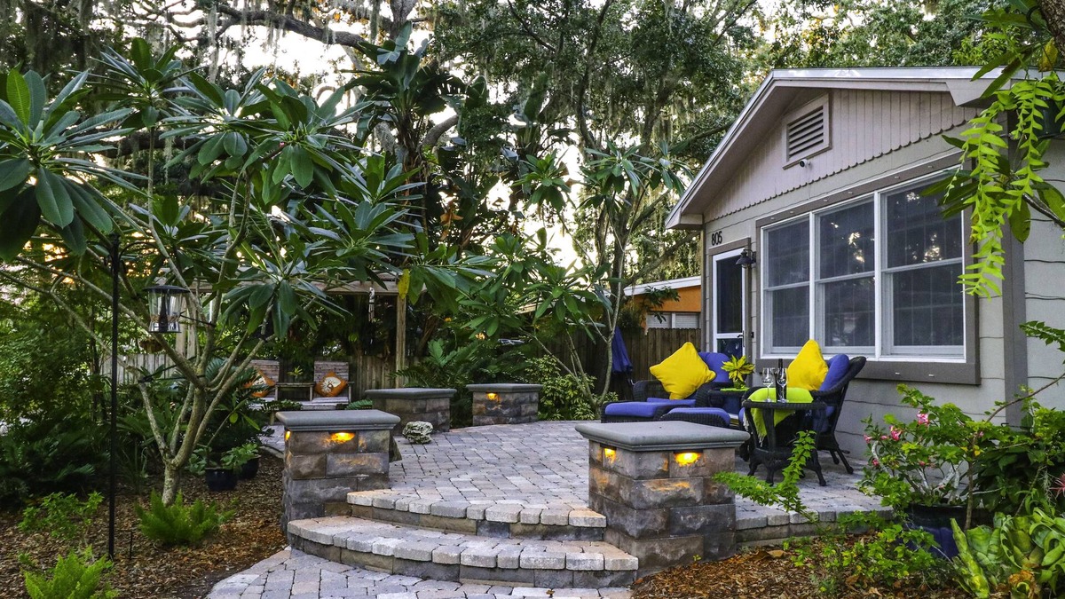 Safety Harbor House | Charming walkable downtown bungalow, 'The Blue Heron'