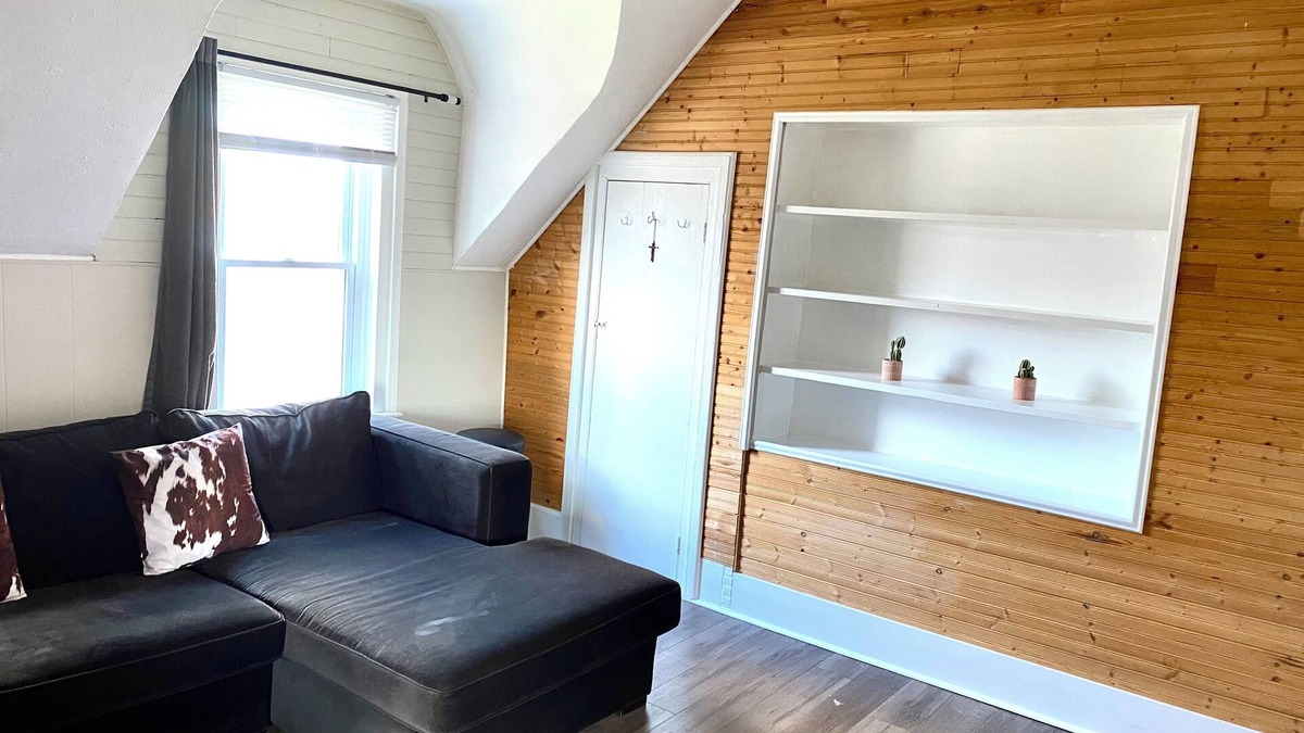 Quinte West Apartment | Charming Waterfront Loft + NearShops+Scenic