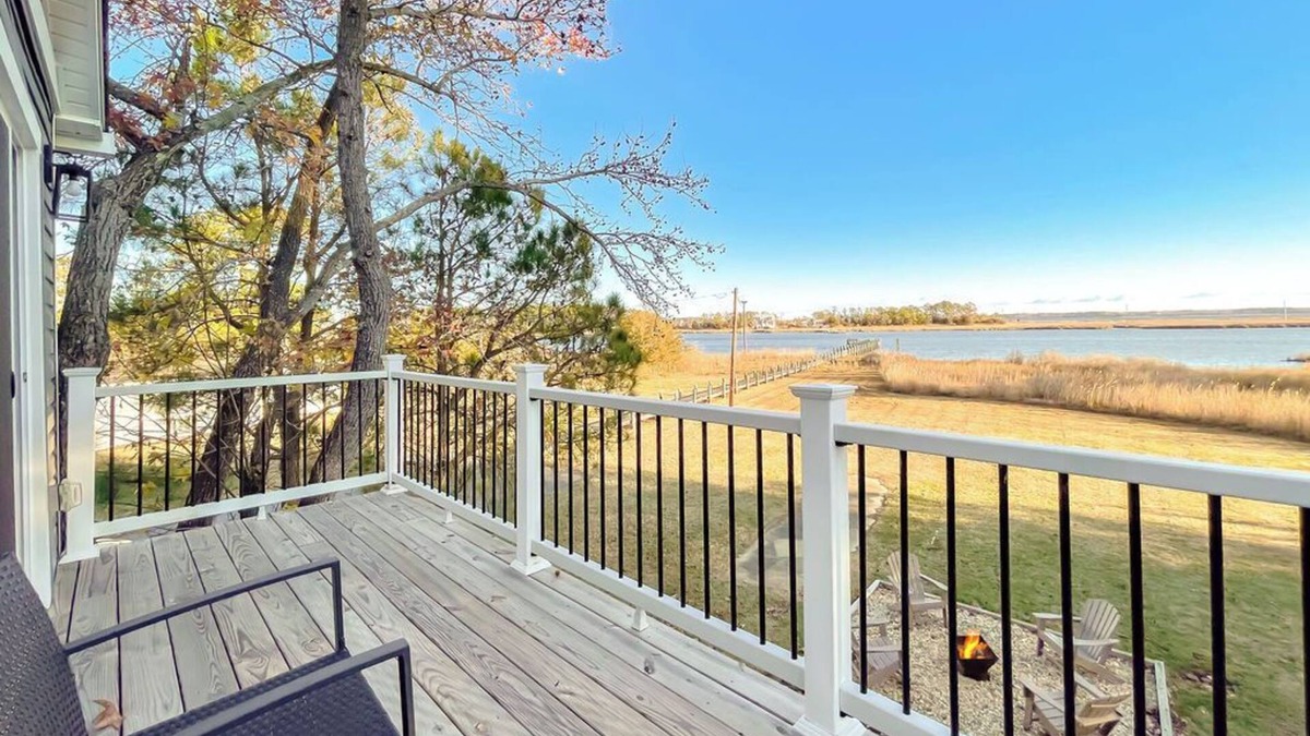 Piney Point Apartment | Charming waterfront studio with amazing view, and WiFi in tranquil Piney Point