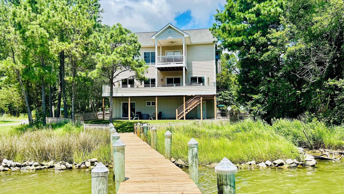 Piney Point House | Charming Waterfront 3-bedroom house in Piney Point