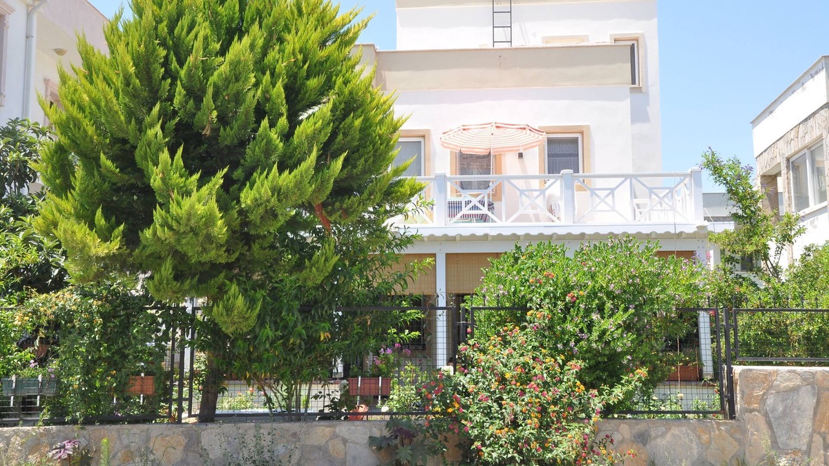 Kadıkale Apartment | Charming, well-kept, cozy apartment quiet, near the beach and town