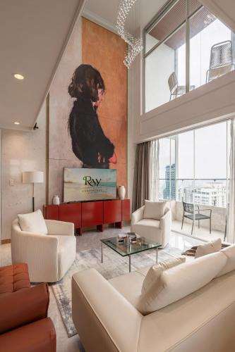 Thu Thiem Apartment | Charming white Saigon Penthouse 4 bed 4 bath