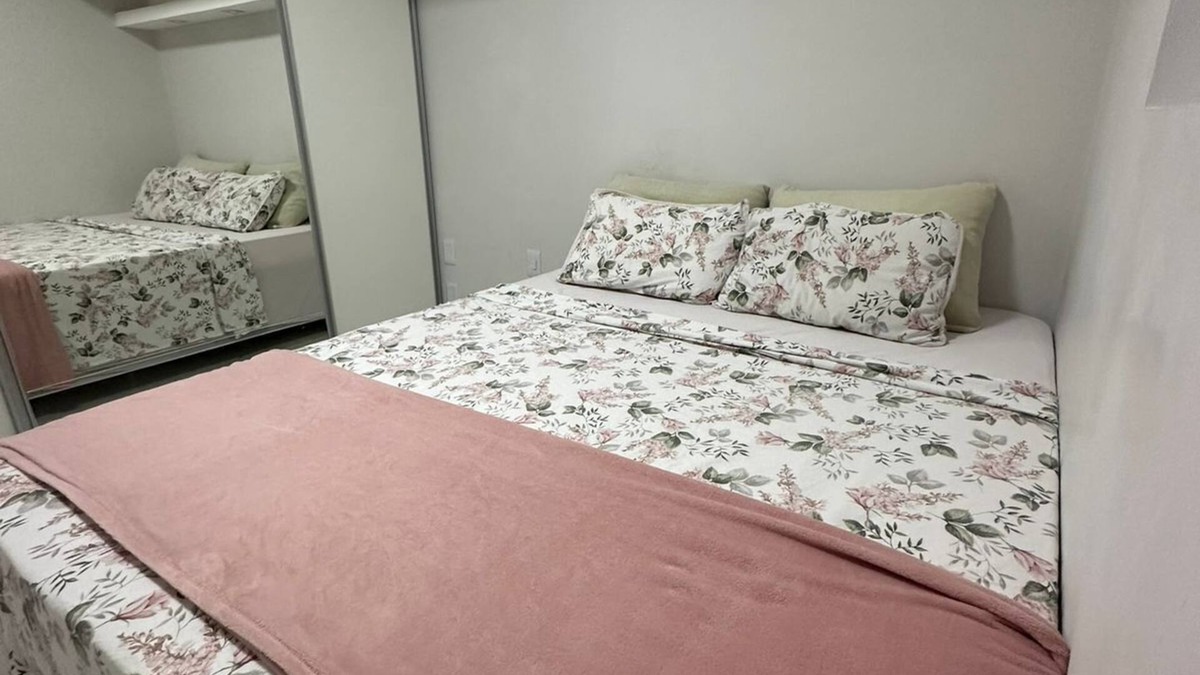 Belem Apartment | Charmoso apartamento com uma suíte confortável, cozinha completa, wifi e ar