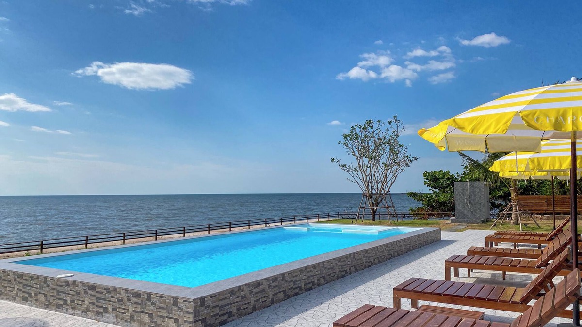 Khlong Yai Hotel | Charome Resort