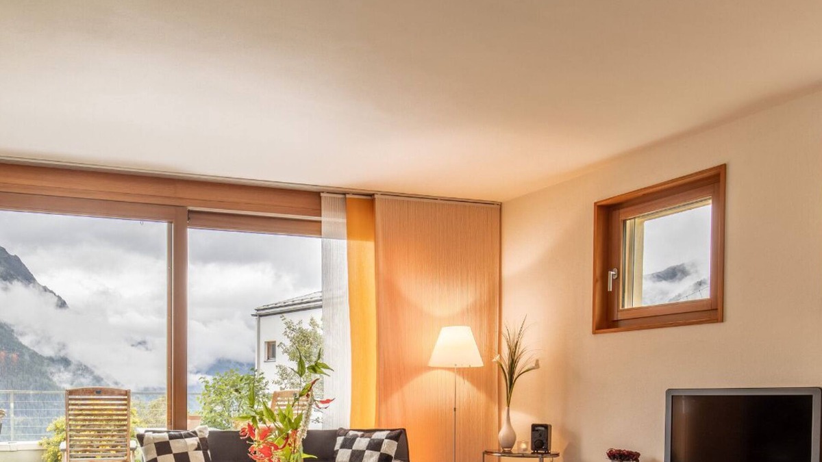 Guarda Apartment | Chasa Arpiglia: Modern 2.5-room apartment and sun terrace Guarda
