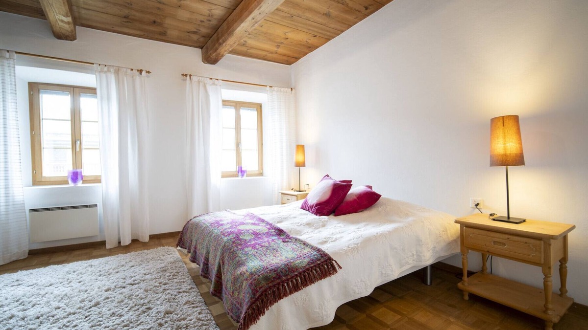 Sent Apartment | Chasa Scaletta: Large maisonette with lots of charm in the centre of Sent