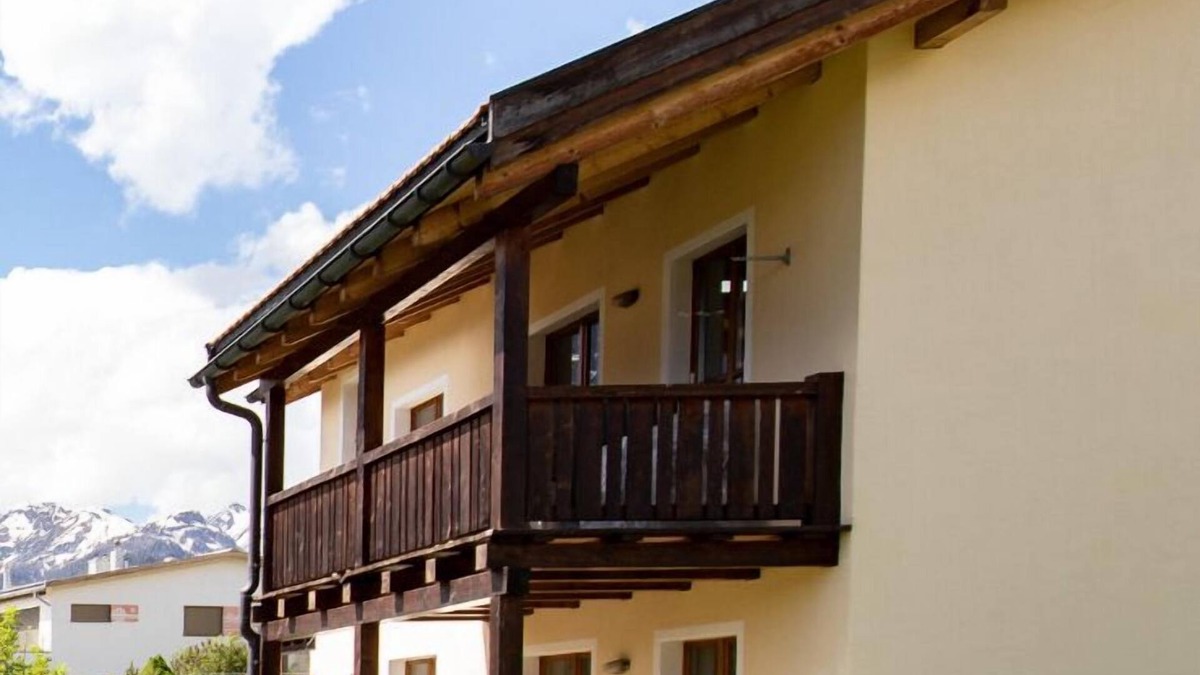 Sent Apartment | Chasa Val 735: Quiet 3 ½-room apartment with terrace and views of the national park