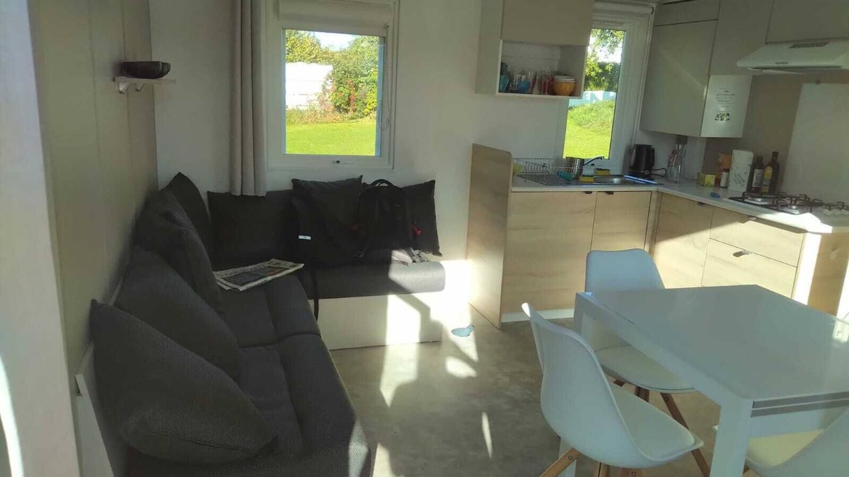 Mittersheim House | Chat at lakeshore