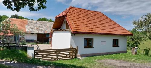Nova Bana House | Chata Chotár Nová Baňa