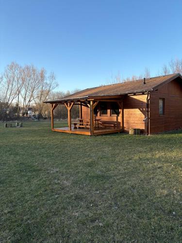 Jestrebi House | Chata Domovík