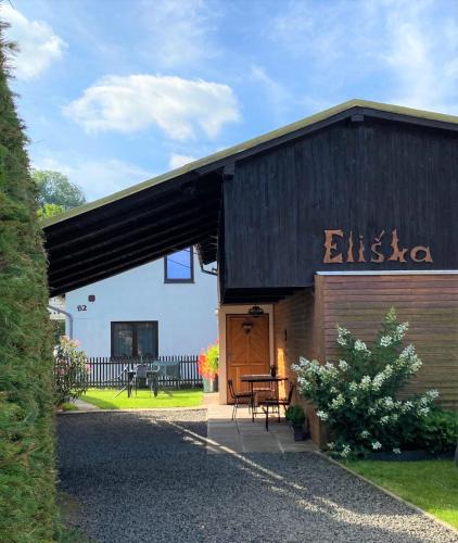Prikry House | Chata Eliška