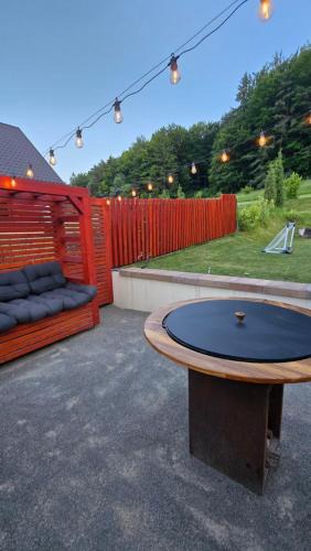 Valca Cabin | Chata Valca PATJA-v mesiacoch apríl až november pri prenajatí aj jedného apartmánu uzavrieme ostatné apartmány, aby ste si užili súkromie