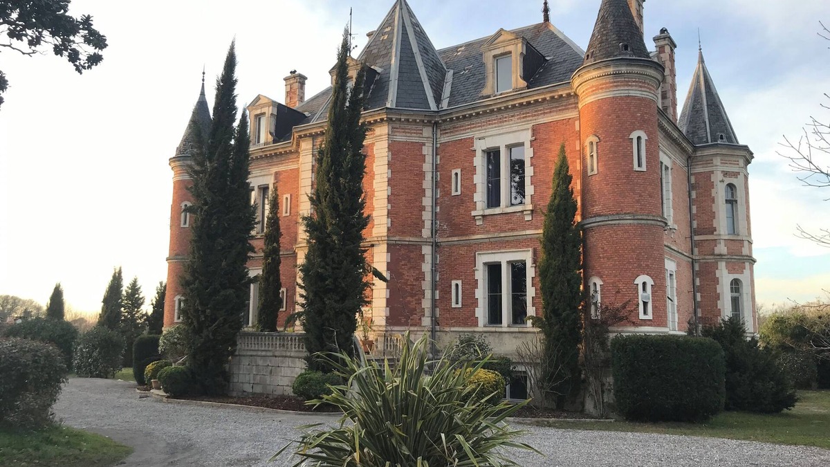 Castets Other | Château beauregard Castets 15 minutes from the ocean, moliets old boucau .